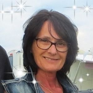 Meet your Posher, Linda